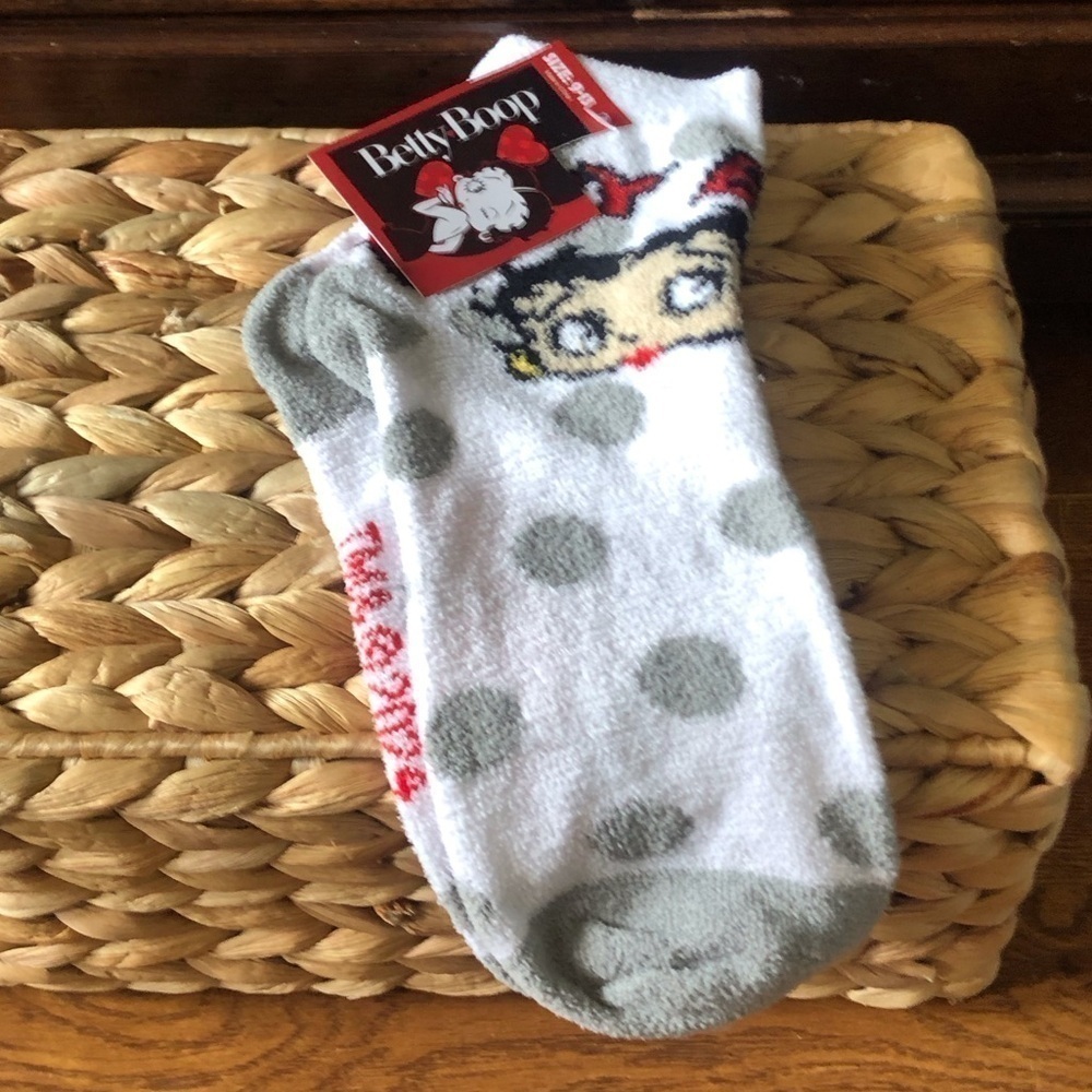 Betty Boop fuzzy socks